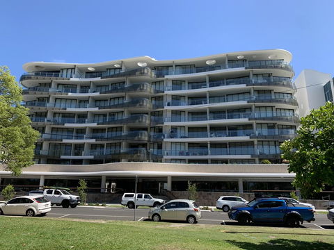 Cosmopolitan Exclusive Rental Apartments - Darwin Holiday 2