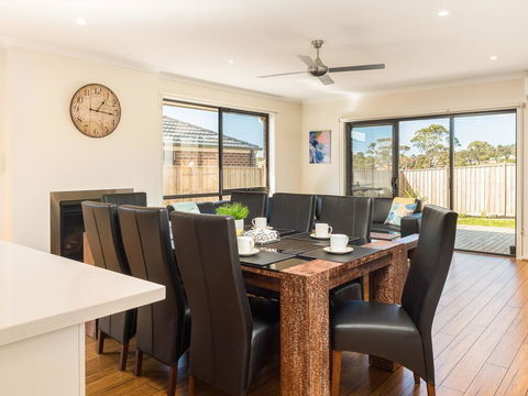 Cosy On Currawong - Darwin Holiday 2