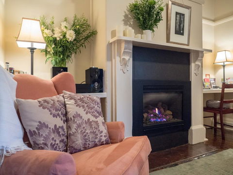 Cottage 79 - Darwin Holiday 1