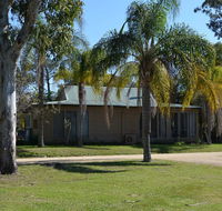Cottage Port Stephens / Swan Bay NSW - Darwin Holiday