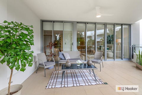COTTON BEACH 85 - PRIVATE Mid Floor APARTMENT - Darwin Holiday 0