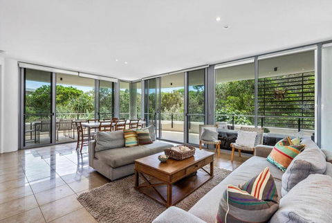 COTTON BEACH 94 - MID-FLOOR PENTHOUSE - Darwin Holiday 1