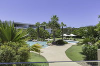 COTTON BEACH ON THE POOL 66