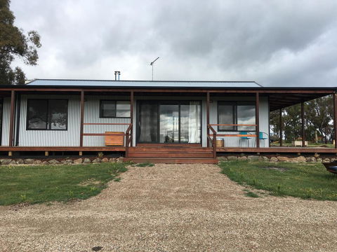 Country Cabin With Mountain Views Close To Ballarat - Darwin Holiday 1