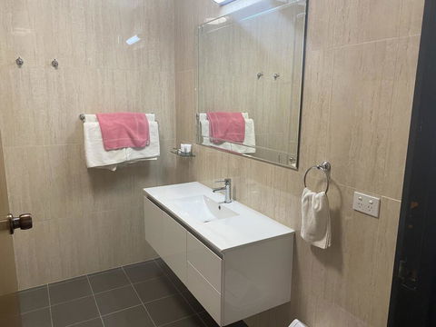 Country Plaza Halls Gap - Darwin Holiday 3