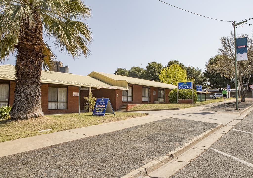 Hillston NSW Darwin Holiday