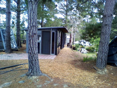 Country Studio - Darwin Holiday 0