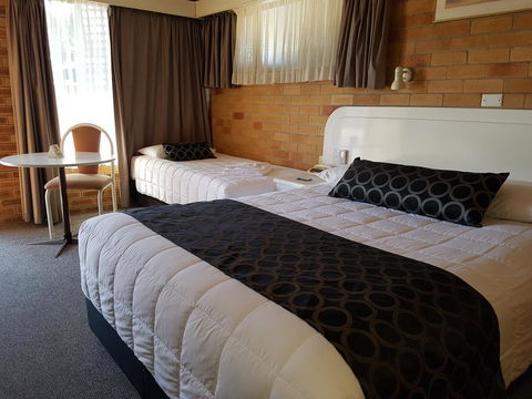 Cousins Motor Inn - Darwin Holiday 1
