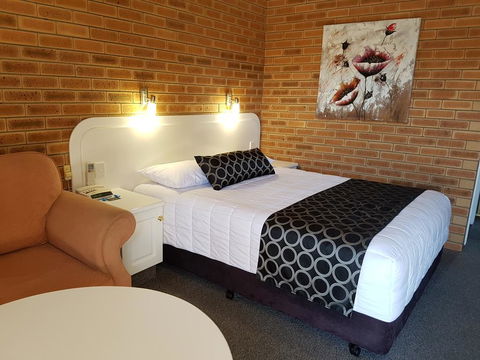 Cousins Motor Inn - Darwin Holiday 3