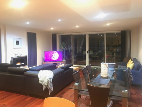 Cowes Beachfront Retreat - Darwin Holiday 2
