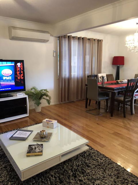 Cowes Holiday Haven - Property 1 - Darwin Holiday 2