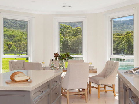 Cowley House - Stunning Entertainer, Views, Pool - Darwin Holiday 1