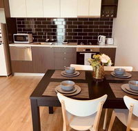 Cozy  Brand New Apt in the Heart of Western - Darwin Holiday