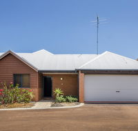 Cozy Cottage - Darwin Holiday