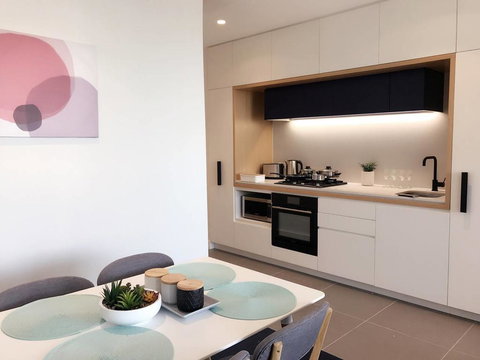 Cozy Melbourne Star 2 Bedroom Apartment Docklands - Darwin Holiday 2