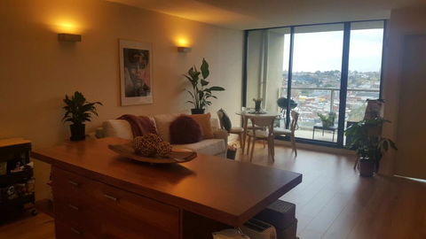 Cozy Shared Home On 11th Fl - Own Balcony - Darwin Holiday 0
