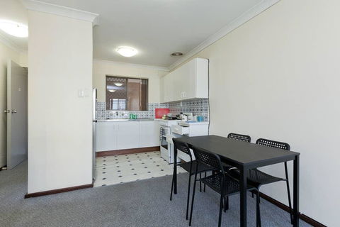 Cozy South Perth Unit Next To Perth Zoo - Darwin Holiday 0