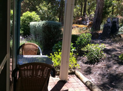 Crabapple Lane - Darwin Holiday 3