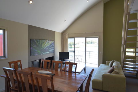 Crackenback 27 - Darwin Holiday 3