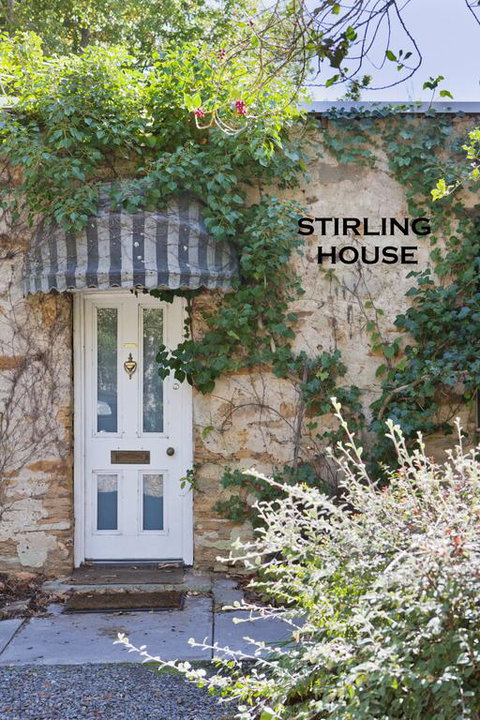 Crafers Cottages - Darwin Holiday 3