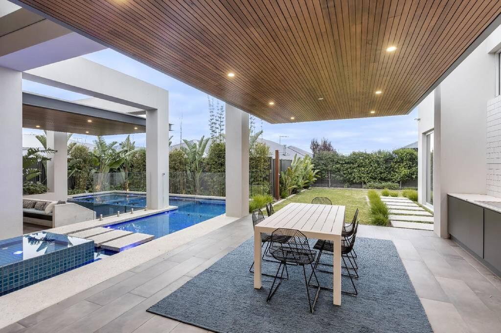 Blackwood SA Darwin Holiday