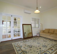 Crescent Haven 2A View Street - Darwin Holiday