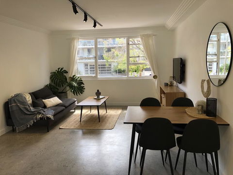Cronulla Accommodation - Darwin Holiday 3