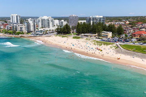 Cronulla Beach Break - Darwin Holiday 1