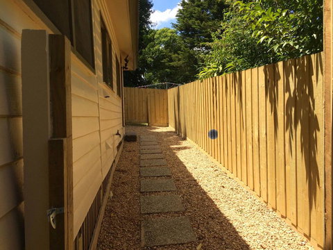 Croydon Station - A Tranquil Retreat - Darwin Holiday 1