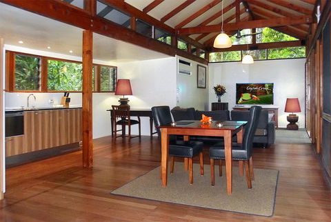 Crystal Creek Rainforest Retreat - Darwin Holiday 0