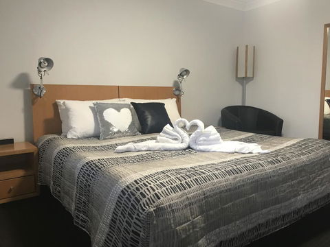 Culburra Beach Motel - Darwin Holiday 2