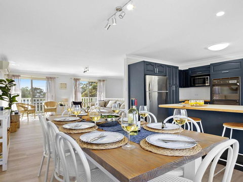 Culburra Beach Retreat - Close To Two Beaches - Darwin Holiday 3