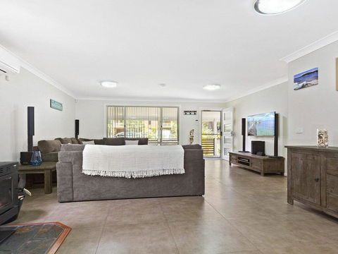 Currambene Cottage - All About Location - Darwin Holiday 1