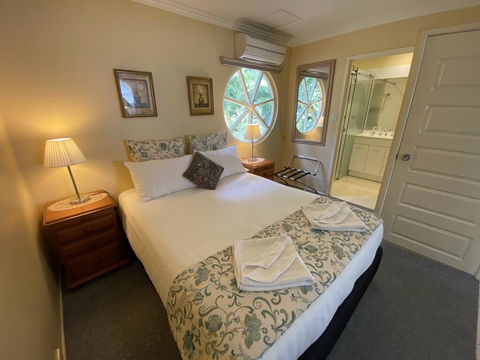 Curtis Cottage - Darwin Holiday 1