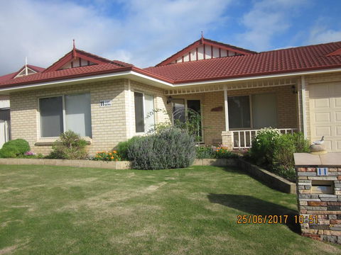 Cusack's Of Albany - Darwin Holiday 3