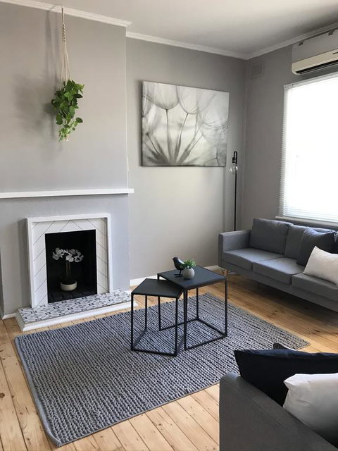 Cute And Cosy II - Events, Workers, Getaways. - Darwin Holiday 2