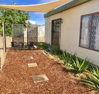 Cute Private Studio Flat with AIRCON - Darwin Holiday
