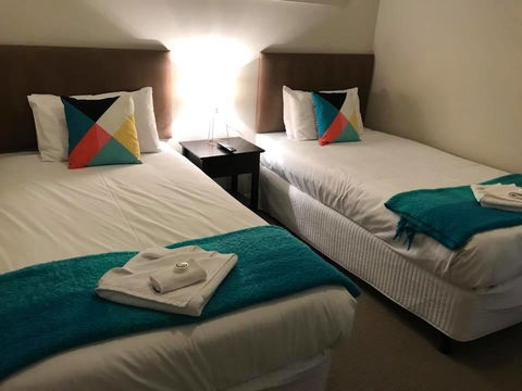 Cypress Water Front Apartments - Darwin Holiday 2