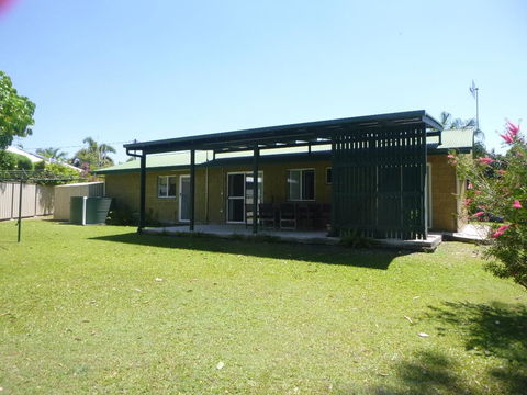 Dad & Alice's Place - Darwin Holiday 3
