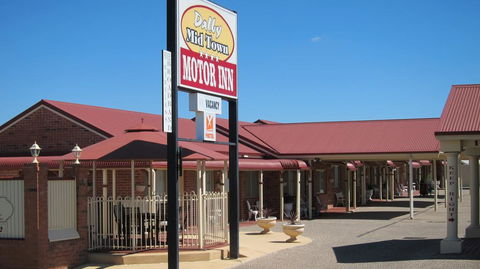 Dalby Mid Town Motor Inn - Darwin Holiday 0