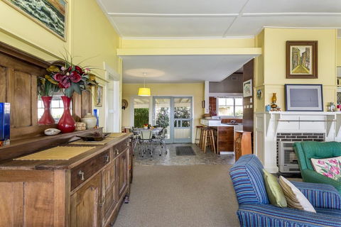 Dalmuir Homestead - Walk To Dromana Beach - Darwin Holiday 0