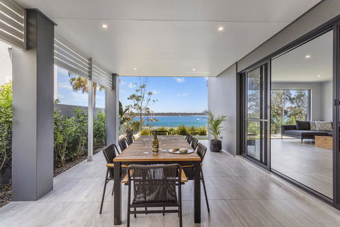 Danalene Parade, 46B Maggie's Place - Darwin Holiday 0