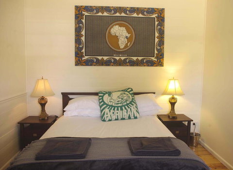 Darcy's Cottage On Piper - Darwin Holiday 2