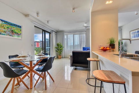 Darwin Waterfront Luxury Apartment - Darwin Holiday 1
