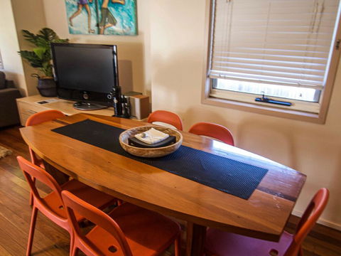 Dawn - Three Sisters Beachhouse - Darwin Holiday 1