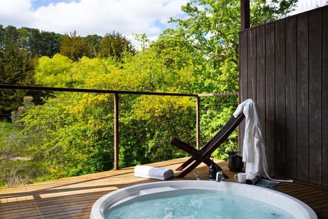 Daylesford Spa Villa 3 - Darwin Holiday 1