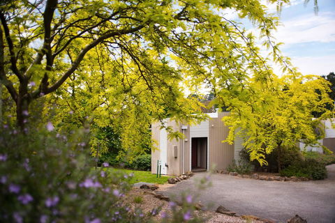 Daylesford Spa Villa 5 - Darwin Holiday 0