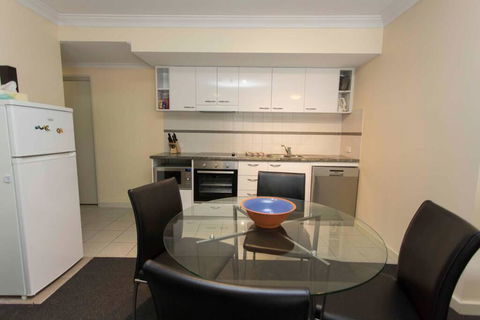 Debs Apartment MtsBay - Darwin Holiday 1