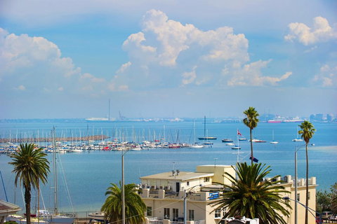 DeeeLuxe - Soo.. Sophisticated - Darwin Holiday 2