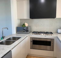 Delicate and Peaceful Bundoora Townhouse 10 - Darwin Holiday